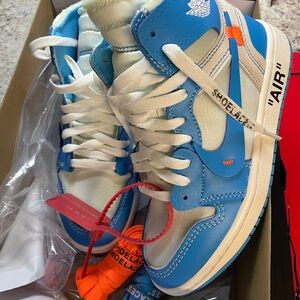 Off-White Kids Blue and White High-Top Sneakers